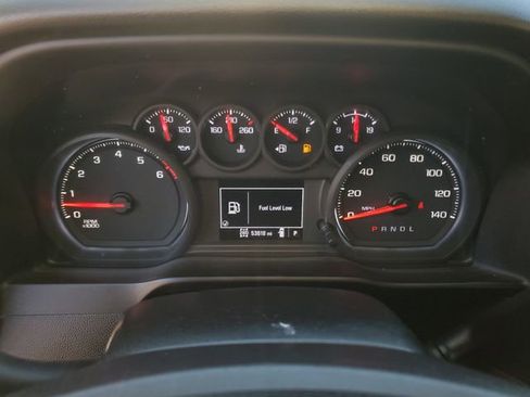 Used 2022 Chevrolet Silverado 2500 Custom w/ Custom Convenience Package image 31