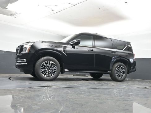 New 2026 Nissan Armada Platinum image 22