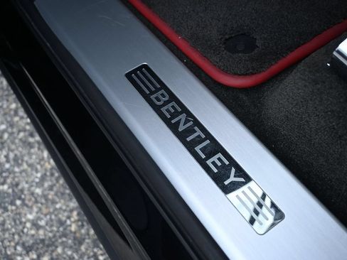 Used 2020 Bentley Bentayga AWD/4WD image 22