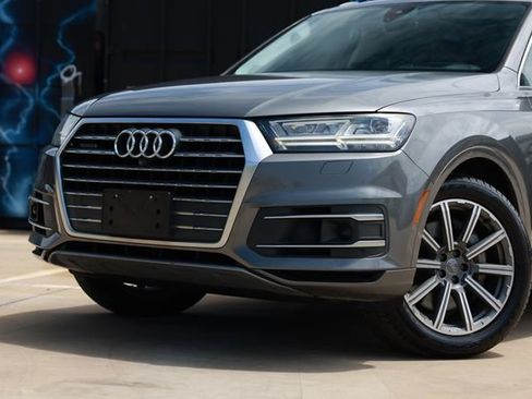 Used 2018 Audi Q7 3.0T Prestige w/ Prestige Package AWD/4WD image 38