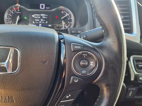 Used 2018 Honda Ridgeline RTL-E image 18