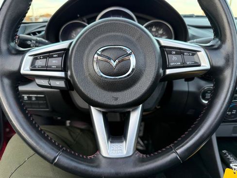 Used 2016 MAZDA MX-5 Miata Club image 27