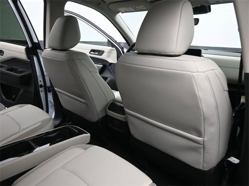 New 2026 Nissan Pathfinder SL w/ SL Premium Package image 27