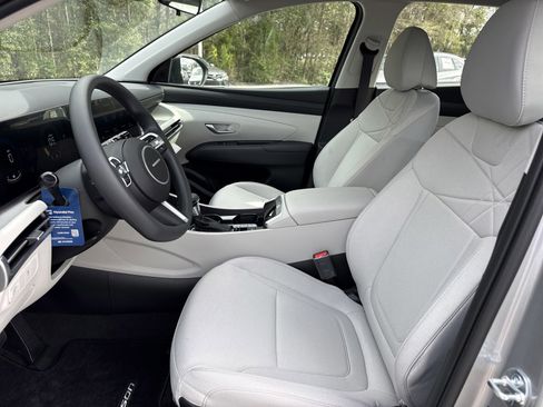 New 2026 Hyundai Tucson SE image 10