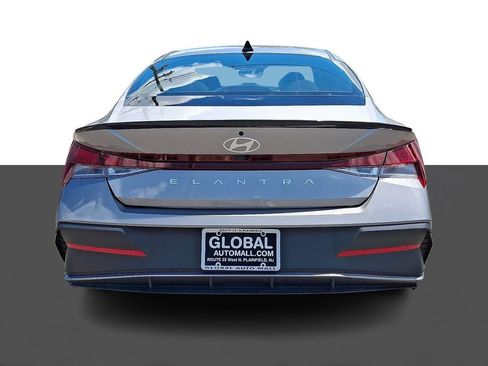 Used 2025 Hyundai Elantra Sport w/ Cargo Package FWD image 6