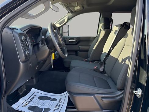 Used 2021 Chevrolet Silverado 2500 Custom w/ Custom Convenience Package image 7