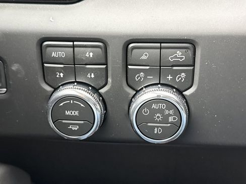 New 2026 GMC Sierra 1500 AT4 w/ AT4 Premium Package image 24