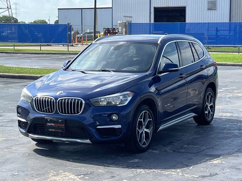 Used 2017 BMW X1 sDrive28i FWD image 3