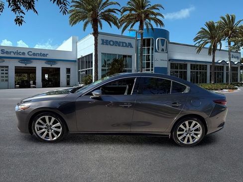 Used 2021 MAZDA MAZDA3 s FWD image 5
