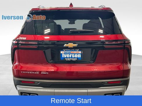 Used 2026 Chevrolet Traverse LT AWD/4WD image 8