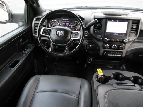 Used 2022 RAM 3500 Tradesman w/ Safety Group image 15