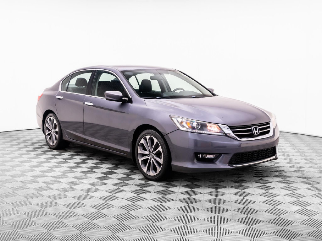 Used 2015 Honda Accord Sport image 10