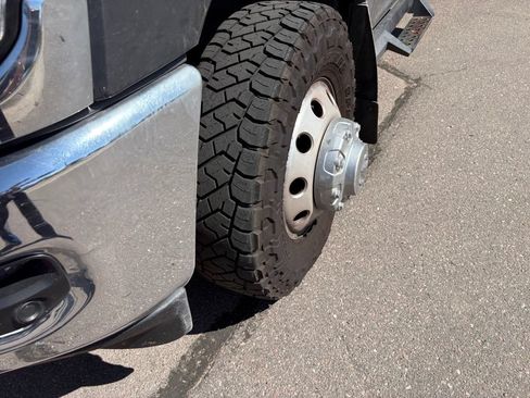 Used 2024 RAM 3500 Laramie w/ Towing Technology Group AWD/4WD image 11