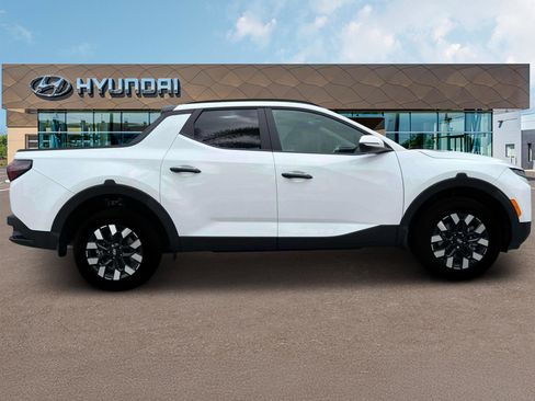 New 2025 Hyundai Santa Cruz SEL image 9