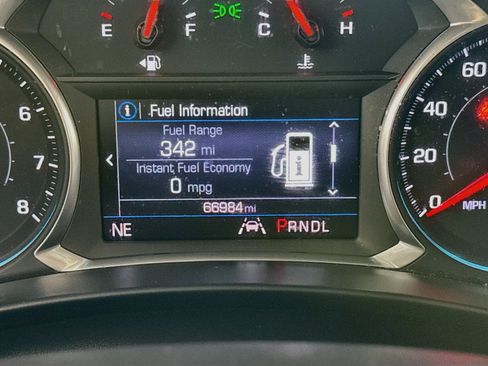 Used 2021 Chevrolet Equinox LT AWD/4WD image 16