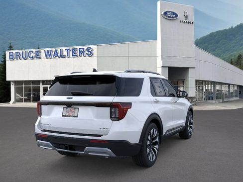 New 2026 Ford Explorer Platinum w/ LUX Leather Package AWD/4WD image 32