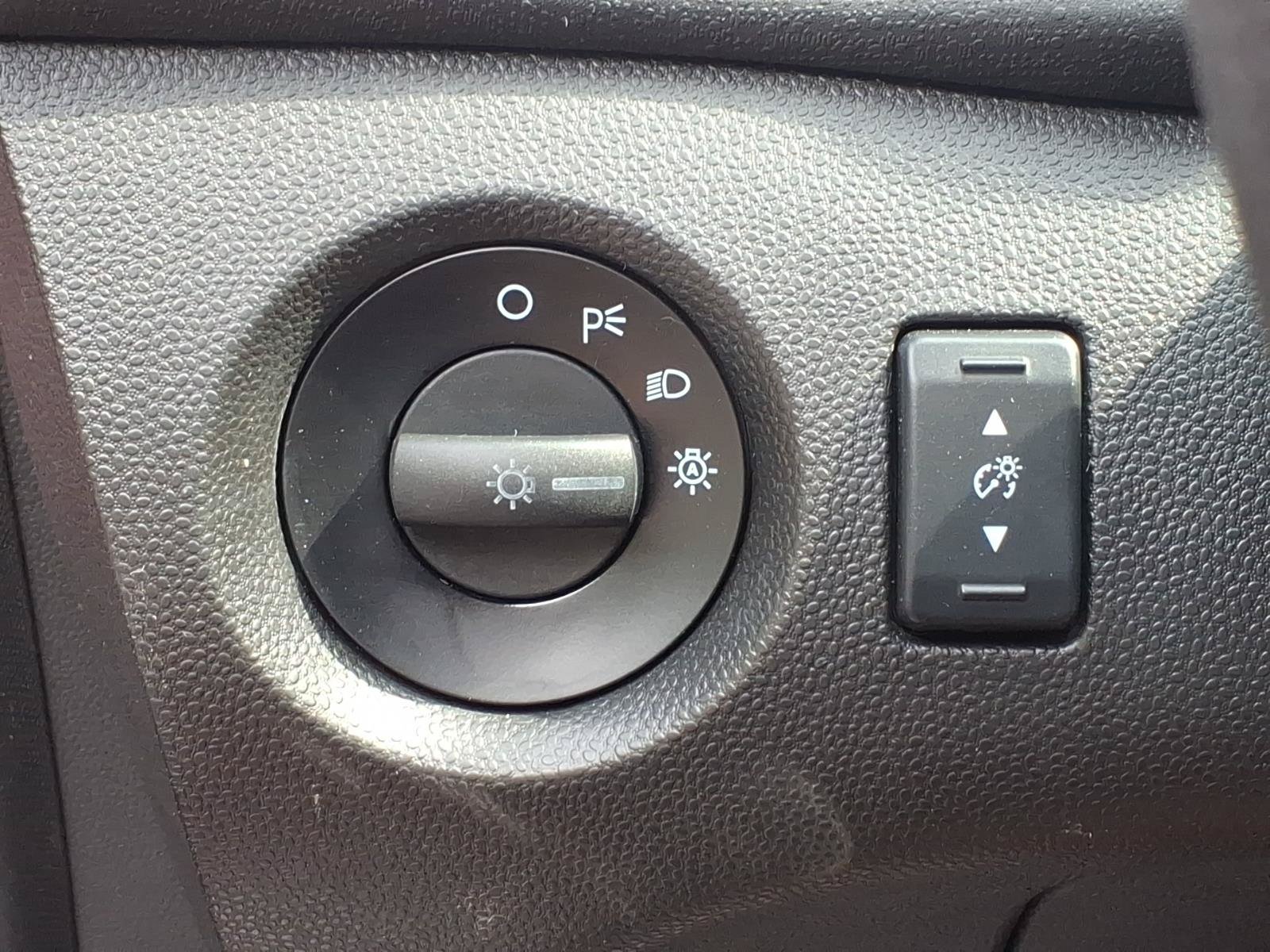 Used 2018 Ford Fiesta SE FWD image 10