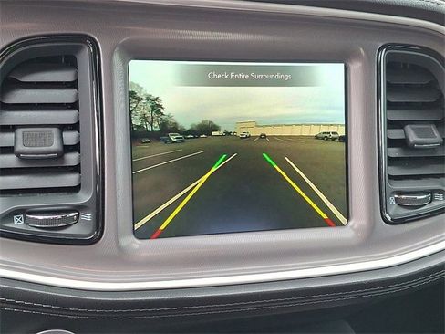 Used 2022 Dodge Challenger R/T w/ Plus Package image 18