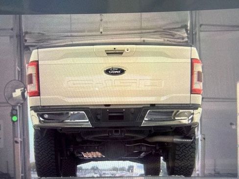 Used 2021 Ford F150 Lariat w/ Equipment Group 502A High AWD/4WD image 12