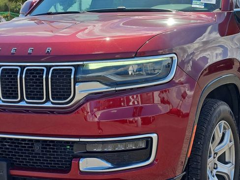 Used 2022 Jeep Wagoneer Series I w/ Premium Group I AWD/4WD image 7