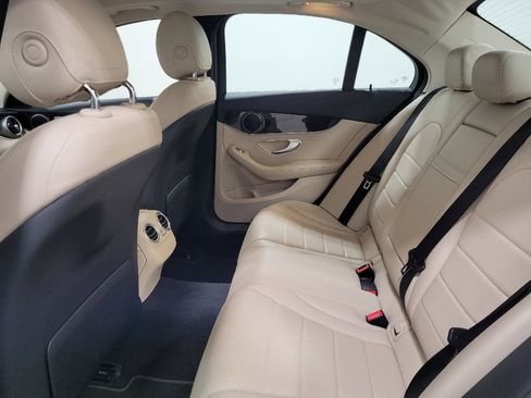 Used 2016 Mercedes-Benz C 300 4MATIC Sedan image 18