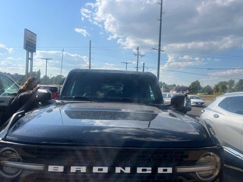 Used 2024 Ford Bronco Wildtrak AWD/4WD image 4