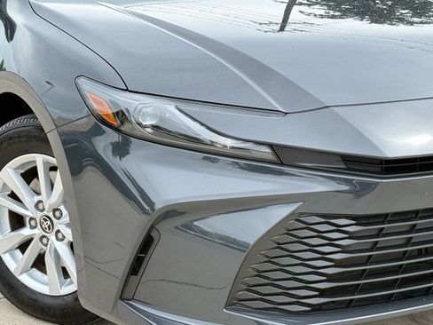 Used 2026 Toyota Camry LE FWD image 3