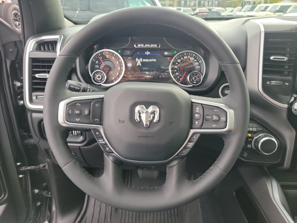 Used 2025 RAM 1500 Big Horn AWD/4WD image 23