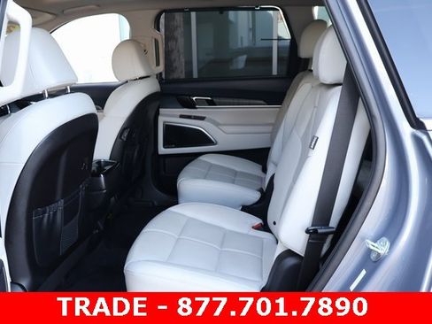 Used 2023 Kia Telluride SX image 13