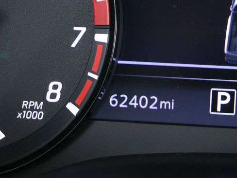 Used 2022 Nissan Frontier PRO-4X w/ Pro-4X Premium Package AWD/4WD image 17