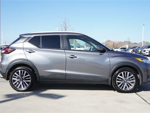 Used 2023 Nissan Kicks SV w/ Interior Electronics Package image 10