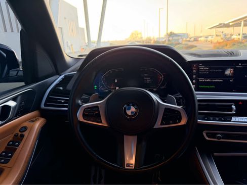 Used 2022 BMW X5 sDrive40i w/ M Sport Package image 13