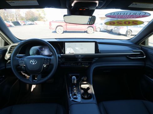Used 2026 Toyota Crown XLE image 20