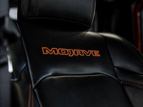 Used 2021 Jeep Gladiator Mojave image 14