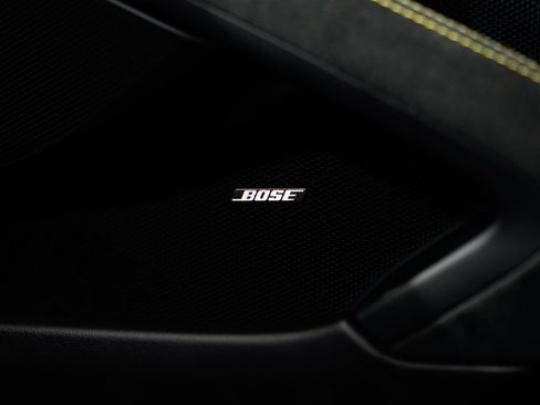 Used 2021 Porsche 718 Cayman GT4 RWD image 16