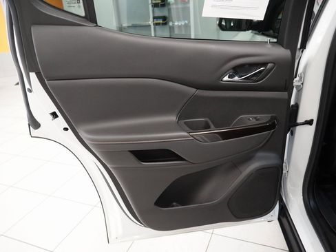 Certified 2023 GMC Acadia AT4 w/ Technology Package image 25