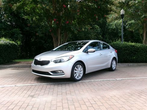 Used 2014 Kia Forte EX FWD image 1