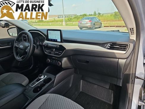 Used 2022 Ford Escape SE FWD image 28
