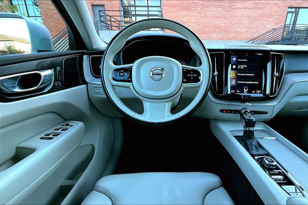 Used 2020 Volvo XC60 T5 Inscription AWD/4WD image 7
