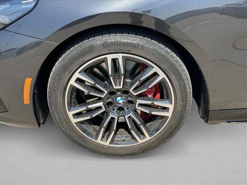 Used 2026 BMW 540i xDrive AWD/4WD image 9