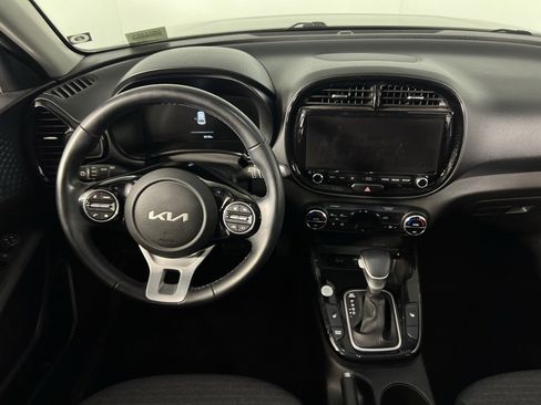 Used 2023 Kia Soul EX image 12