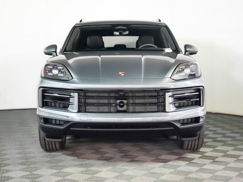 New 2026 Porsche Cayenne image 7
