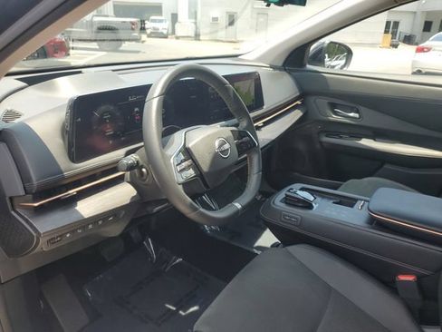 Used 2023 Nissan Ariya FWD image 15