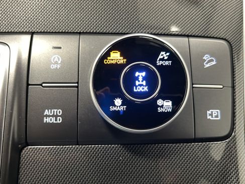 Used 2023 Hyundai Santa Fe SE AWD/4WD image 28
