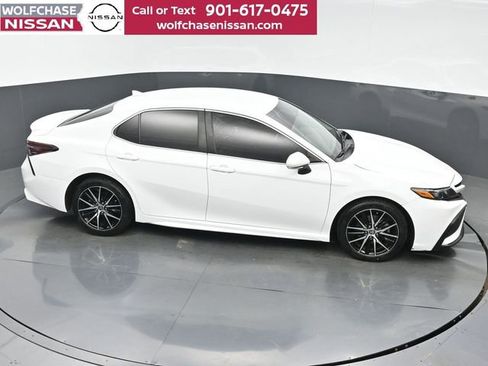 Used 2023 Toyota Camry SE FWD image 34