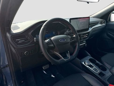 Used 2024 Ford Escape ST-Line Select w/ Tech Pack #2 image 9