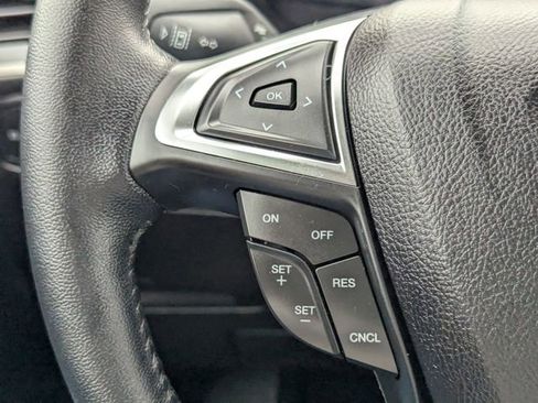 Used 2022 Ford Edge SEL w/ Convenience Package image 25