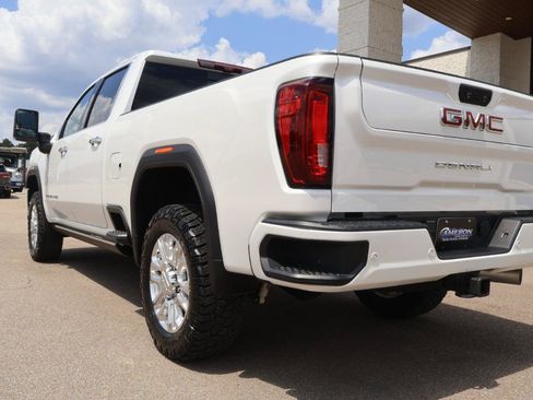 Used 2021 GMC Sierra 2500 Denali w/ Denali Ultimate Package AWD/4WD image 3