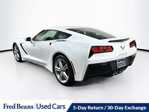 Used 2016 Chevrolet Corvette Stingray Coupe RWD image 8