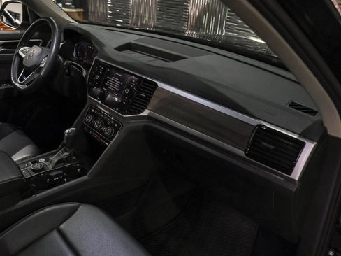 Used 2021 Volkswagen Atlas SEL AWD/4WD image 13